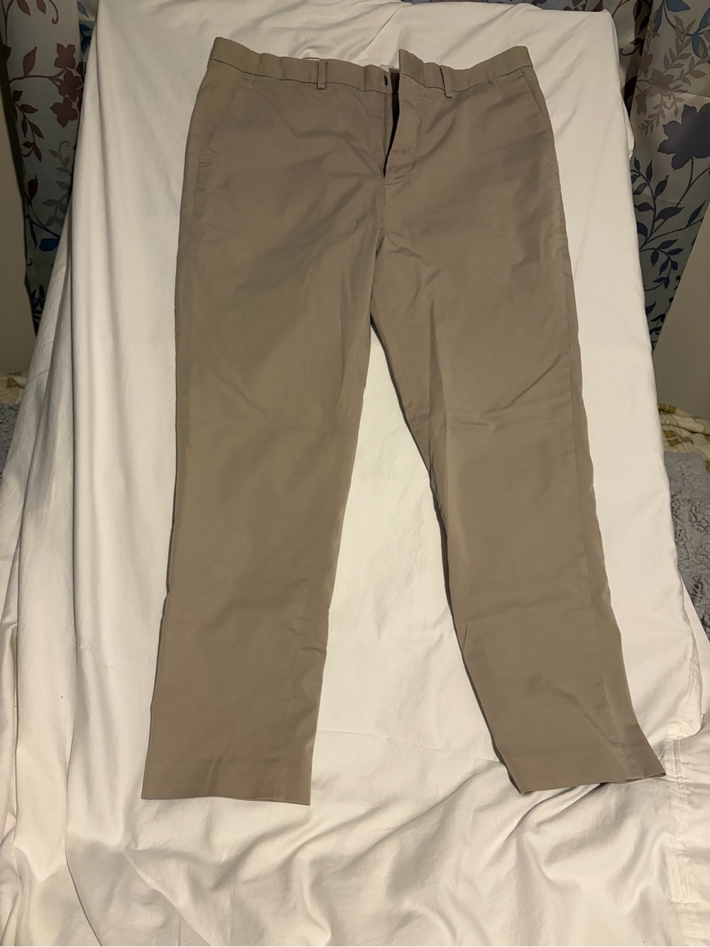 Express Men's Tan Chino Pants